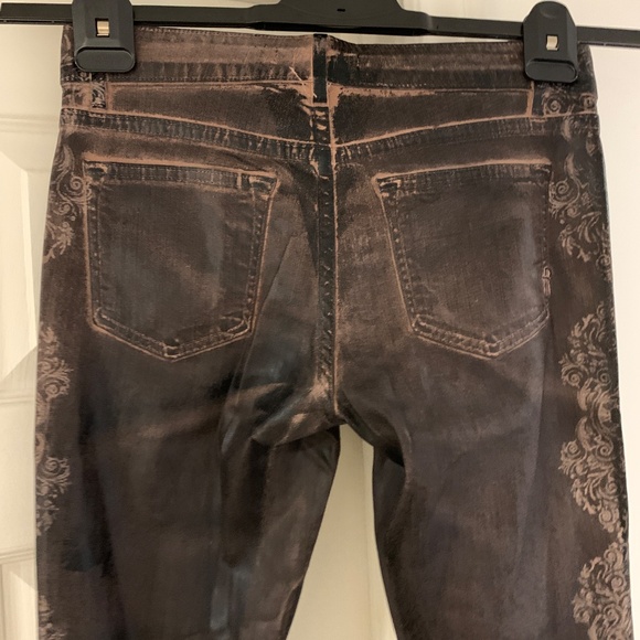 Rich & Skinny Jeans - Picture 4 of 8